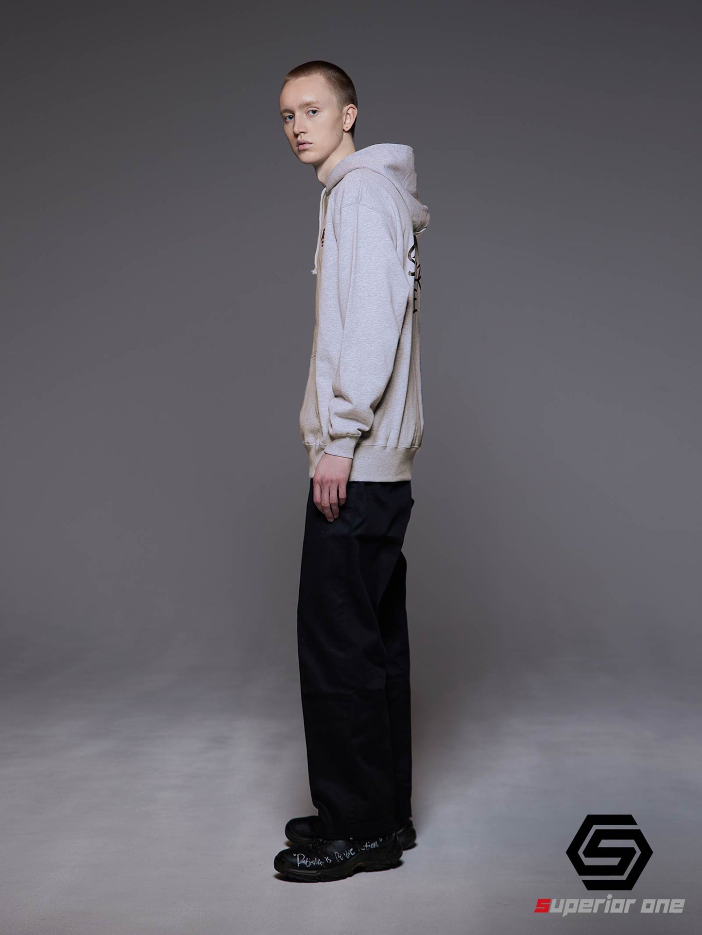 SUPERIORONE LOGO HOODIE GRAY