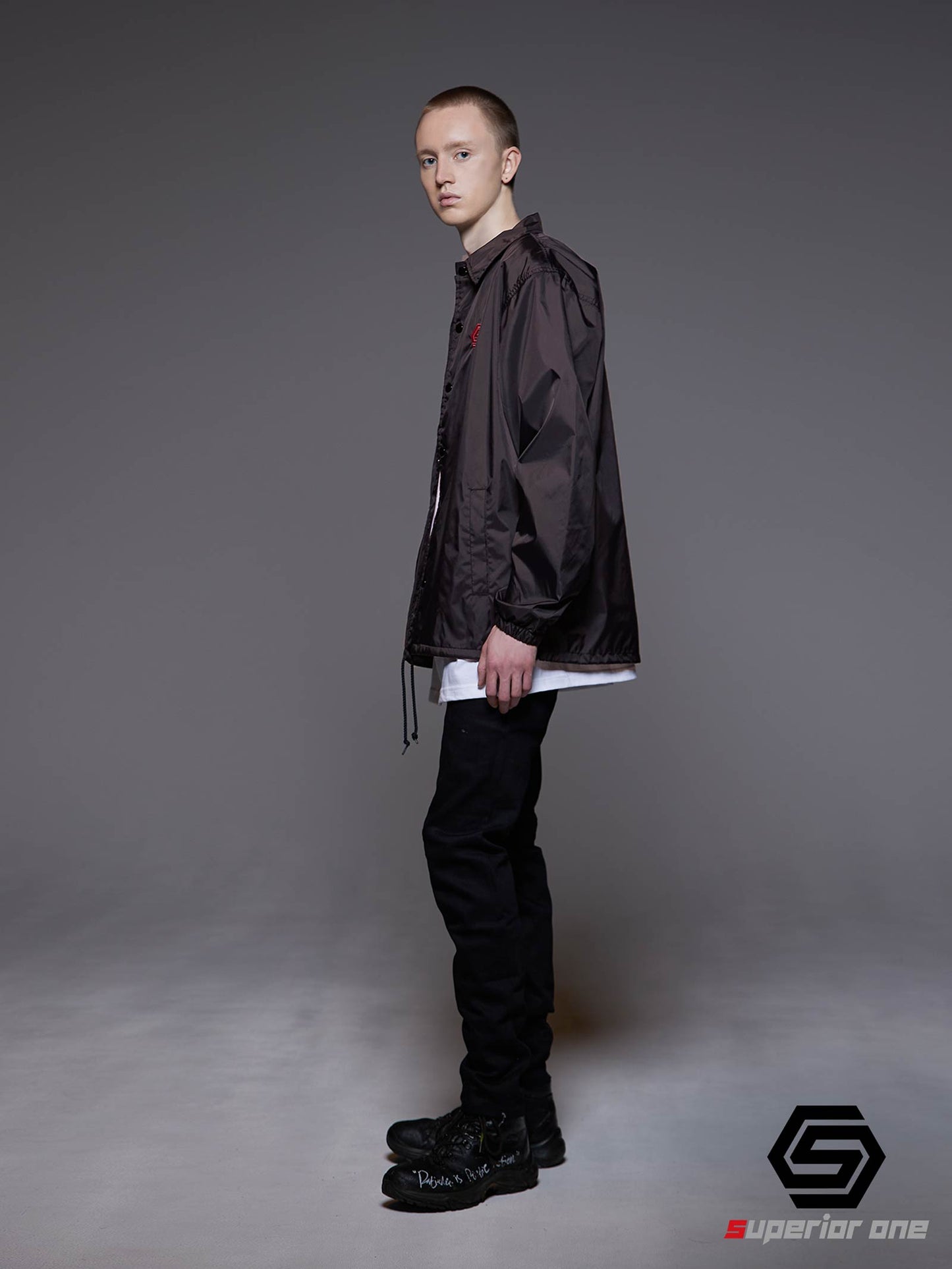 SUPERIORONE LOGO COACHJACKET BLACK