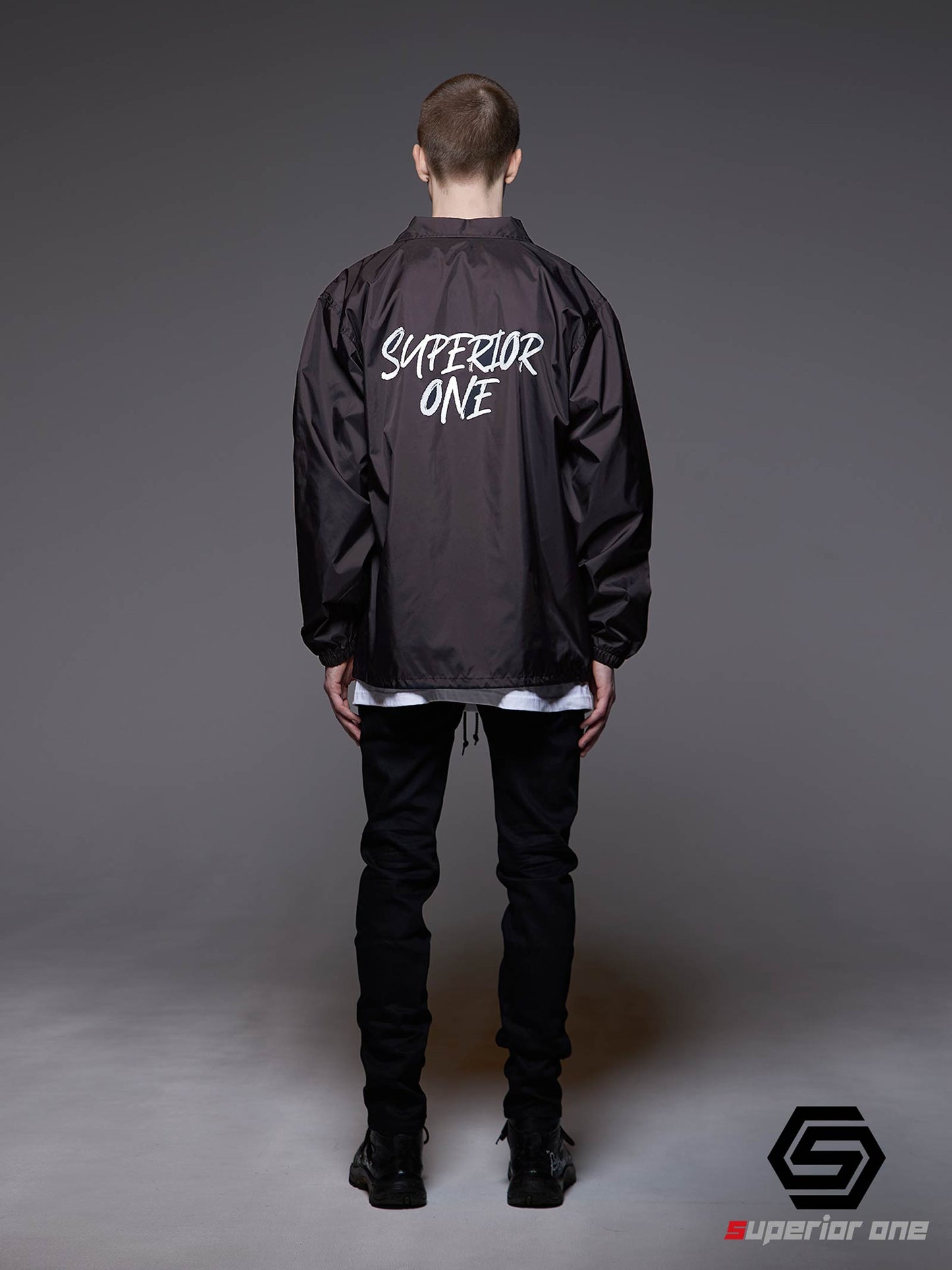 SUPERIORONE LOGO COACHJACKET BLACK