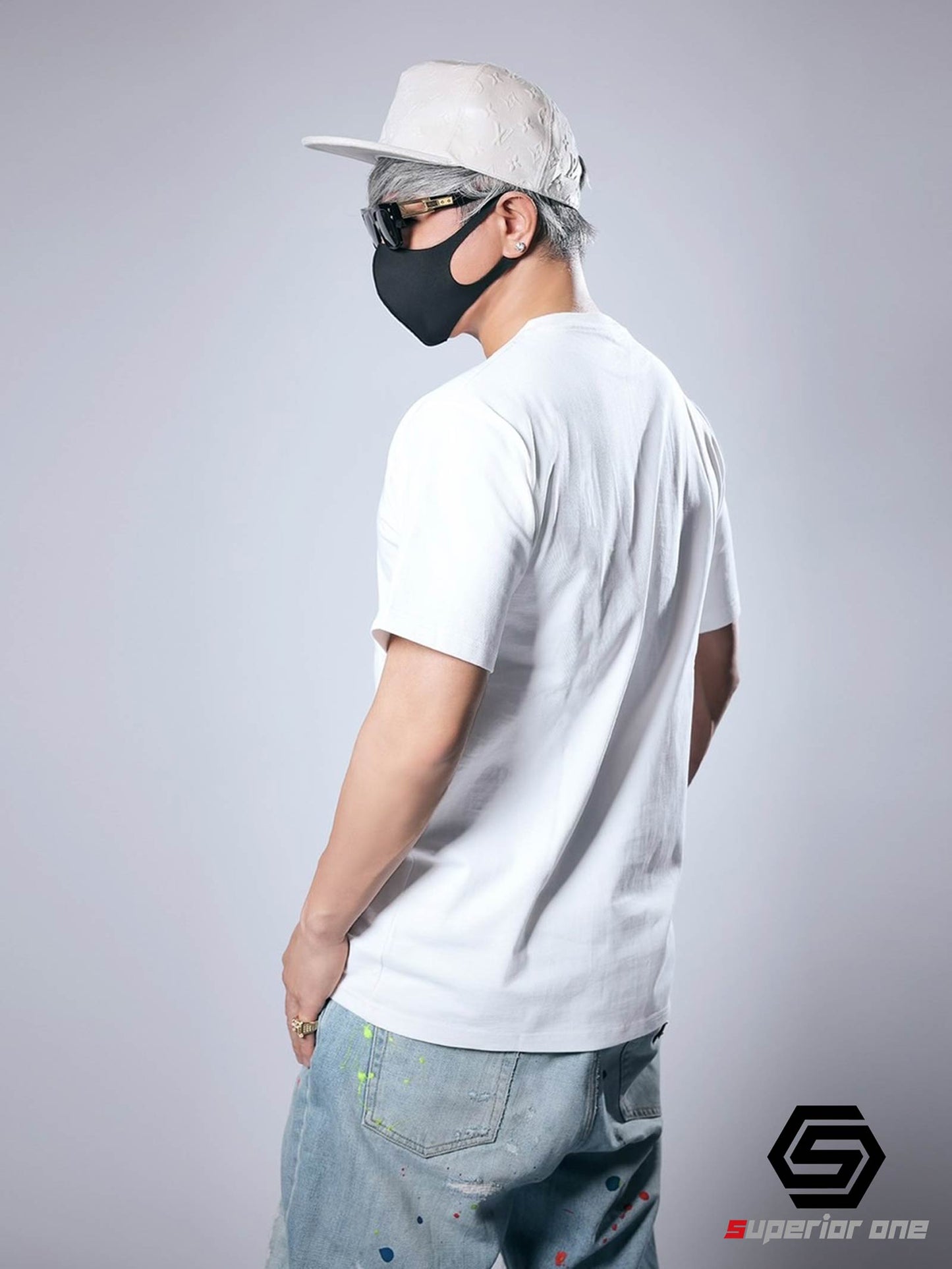 SUPERIORONE LOGO TEE WHITE