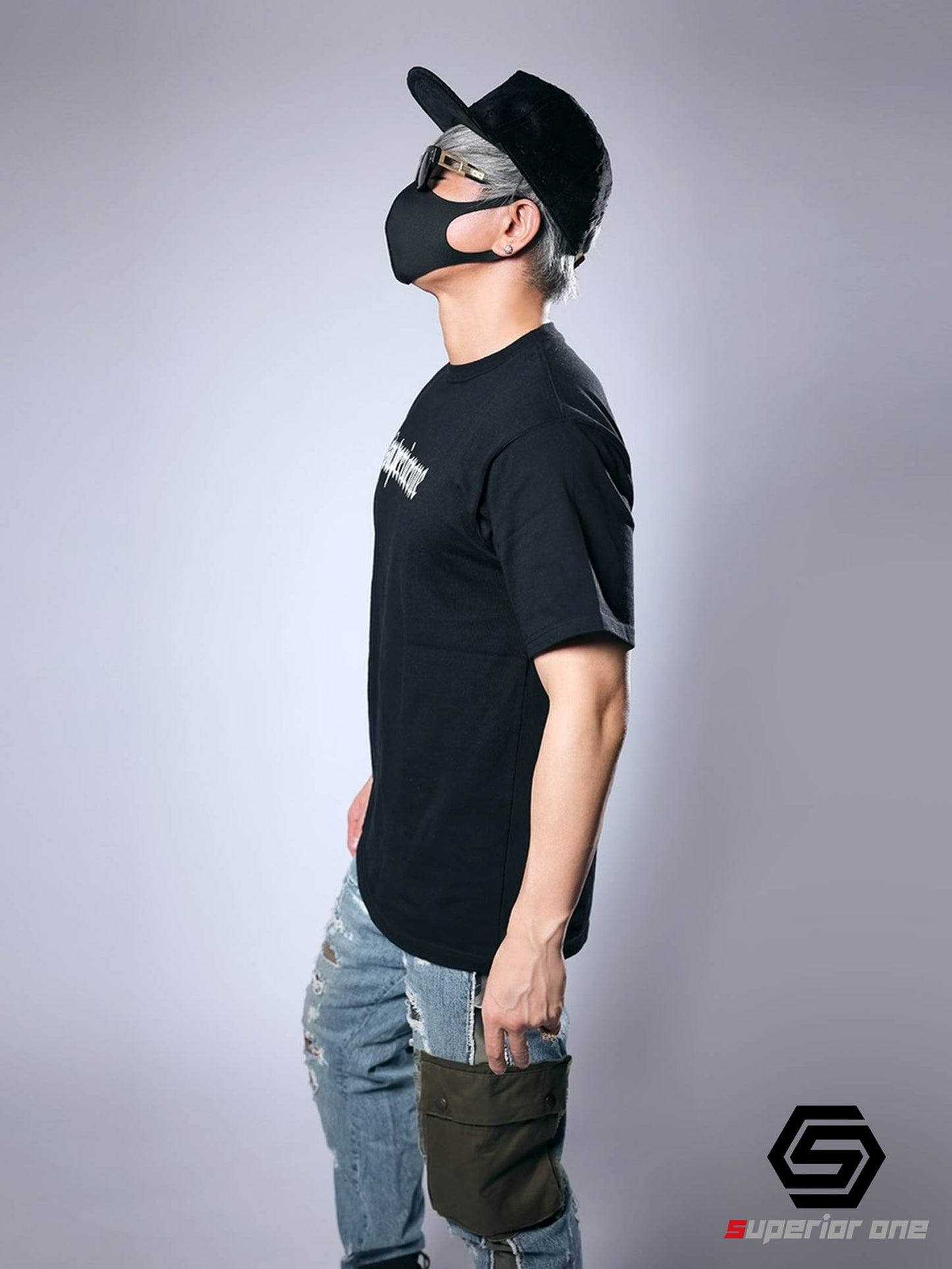 SUPERIORONE LOGO TEE BLACK